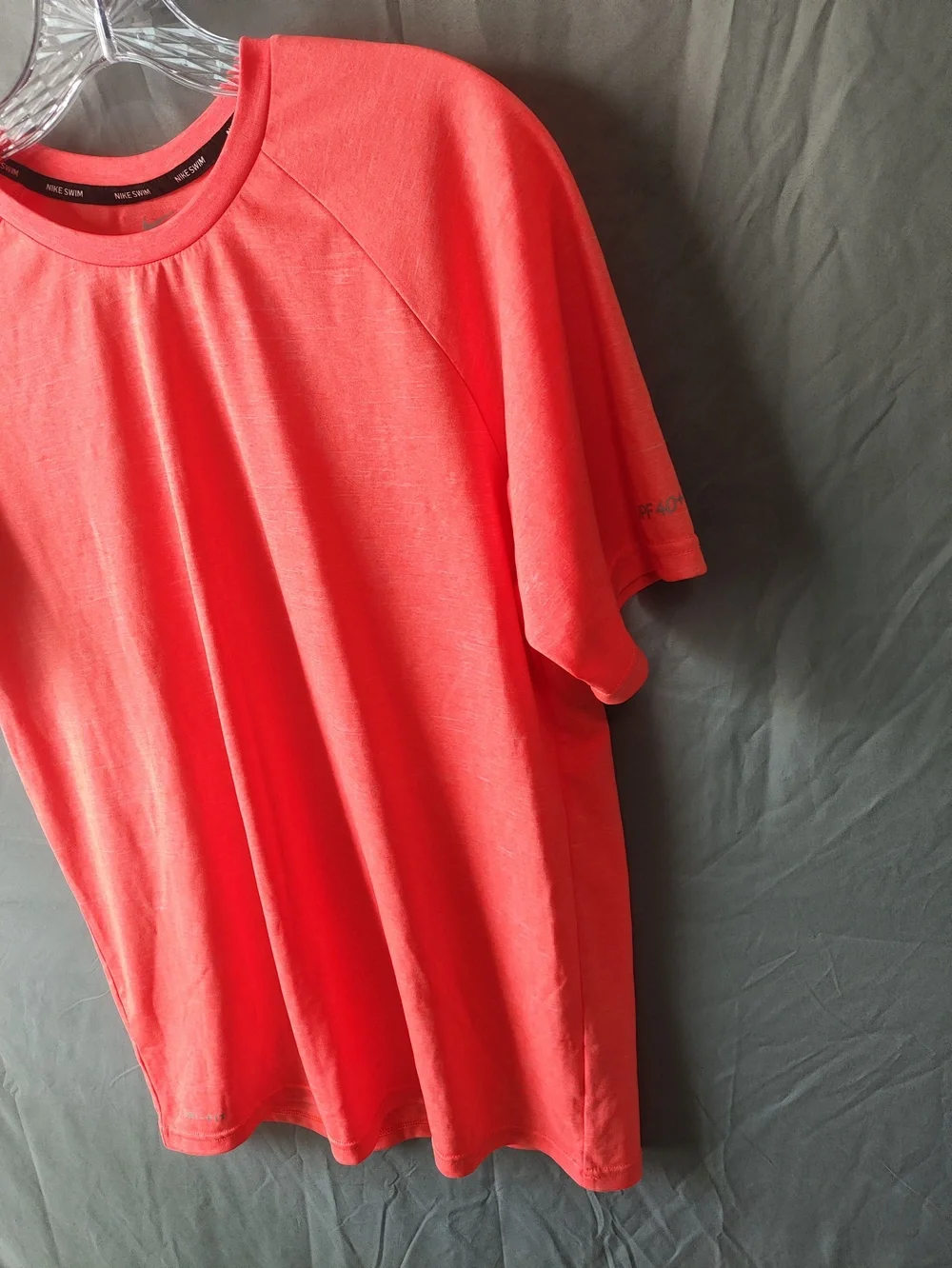 Nike Dri-FIT Shirt Mens Small Red Swim UPF 40+ Athletic Performance Lightweight
